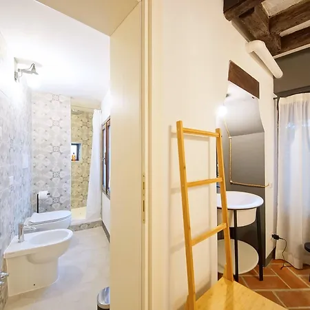 Dolcevita N 495 Biennale * Venecia