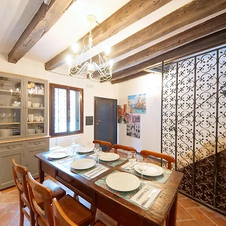 Dolcevita N 495 Biennale * Venecia